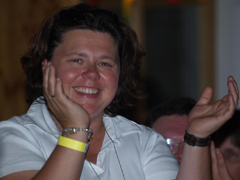 800x600 pixels (37K)