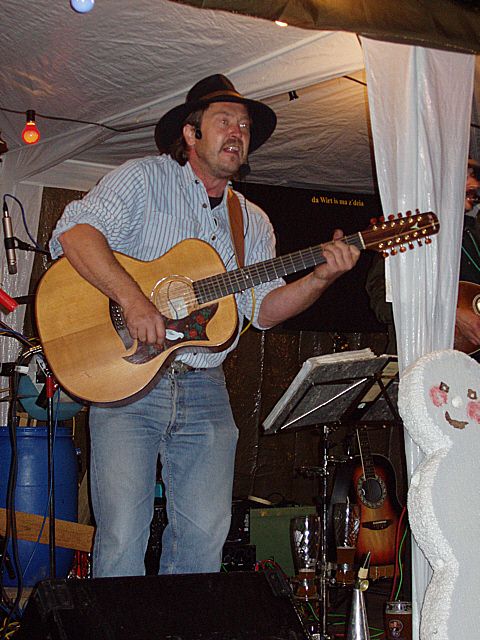 480x640 pixels (347K)