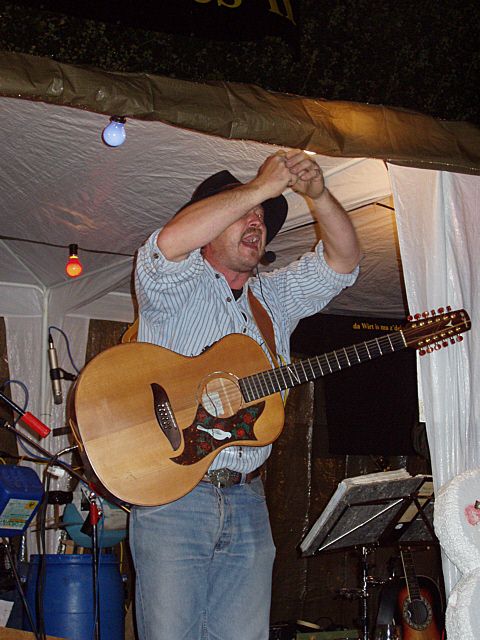 480x640 pixels (298K)