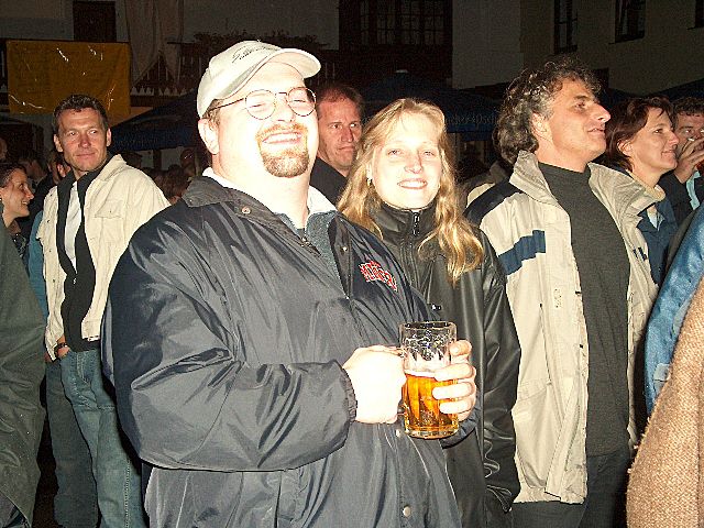 640x480 pixels (345K)