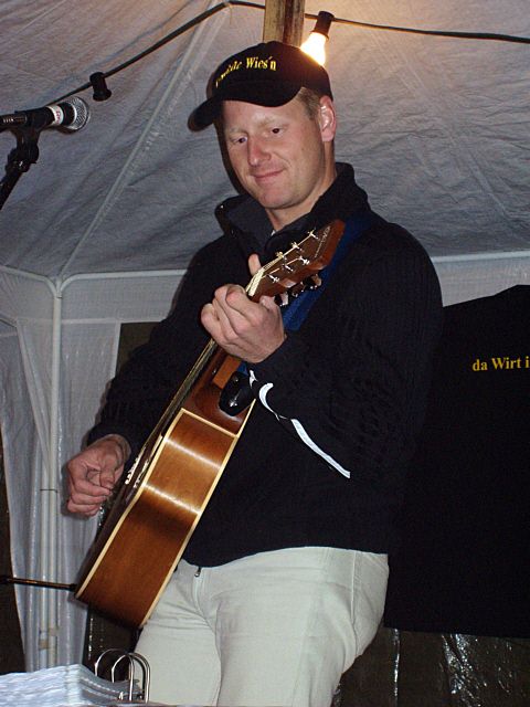 480x640 pixels (295K)