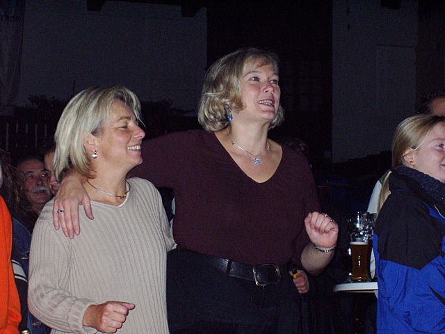 640x480 pixels (323K)