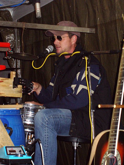 480x640 pixels (346K)