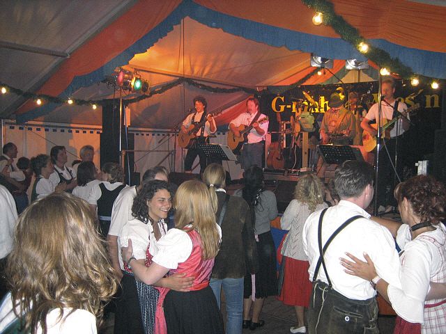 640x480 pixels (272K)