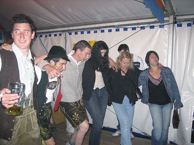 640x480 pixels (240K)