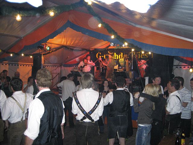 640x480 pixels (246K)