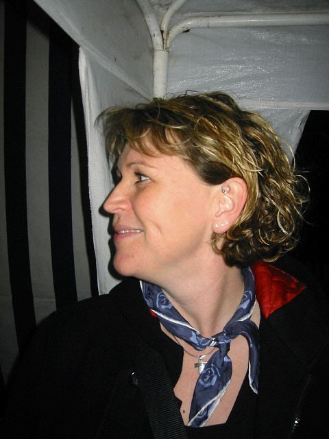 480x640 pixels (147K)