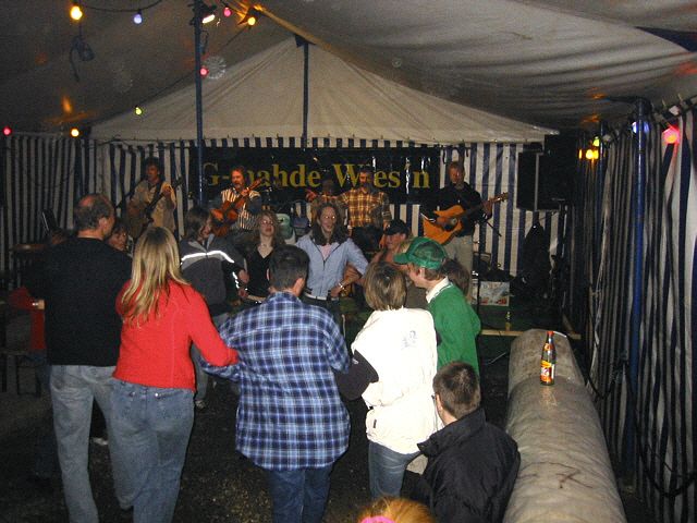 640x480 pixels (232K)