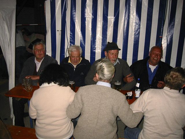 640x480 pixels (181K)