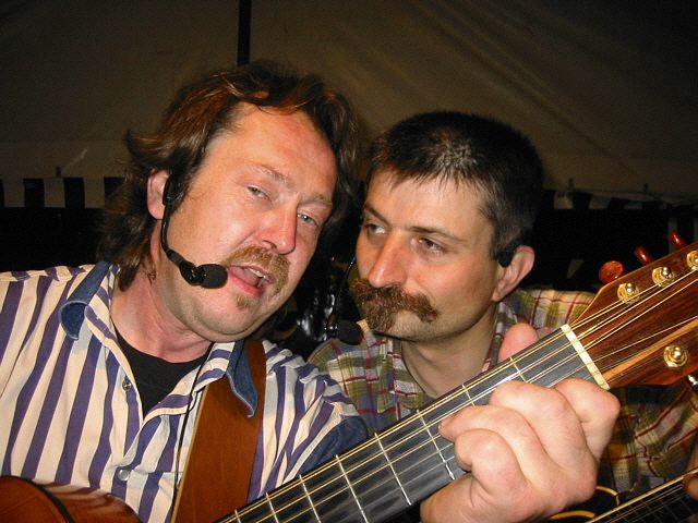 640x480 pixels (201K)