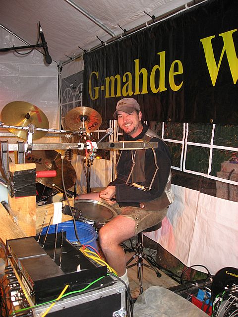 480x640 pixels (302K)