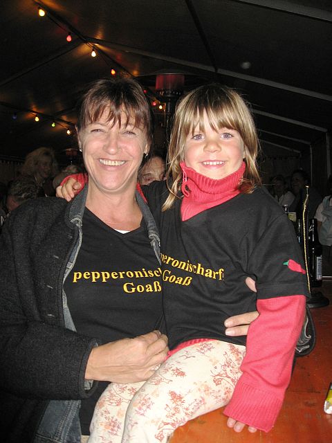 480x640 pixels (219K)