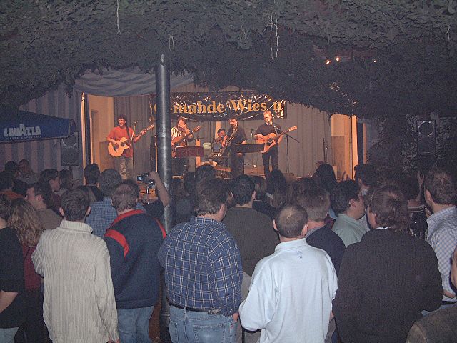 640x480 pixels (346K)