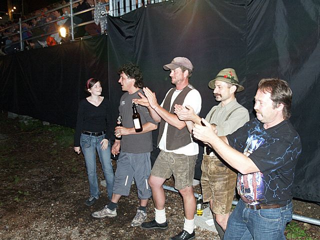 640x480 pixels (80K)