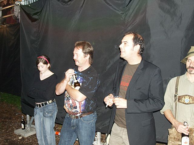 640x480 pixels (60K)