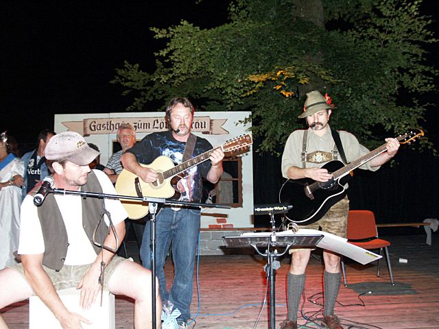 640x480 pixels (78K)