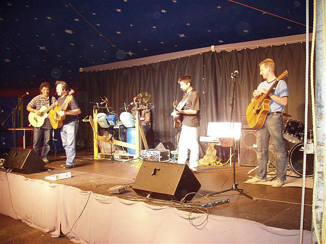 640x480 pixels (59K)