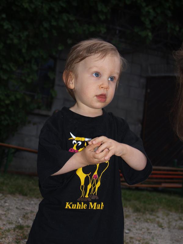 600x800 pixels (46K)