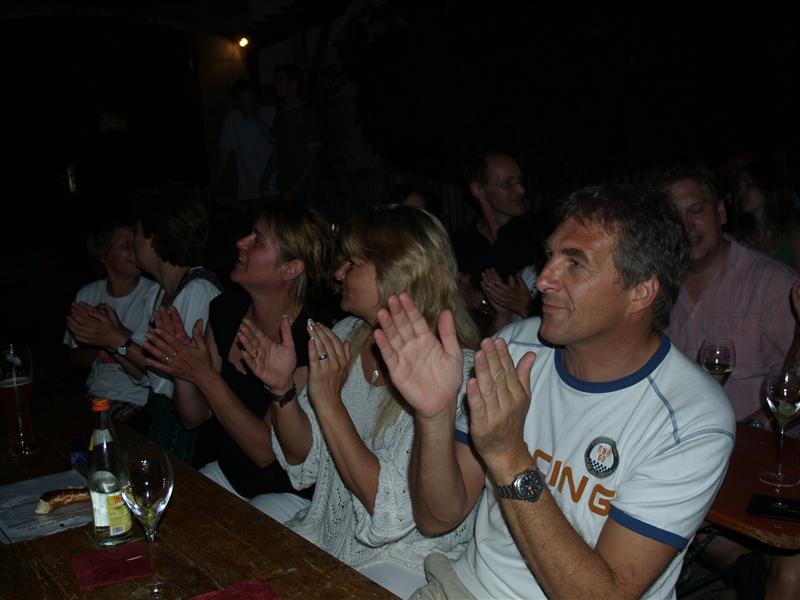 800x600 pixels (63K)