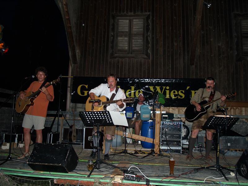 800x600 pixels (88K)