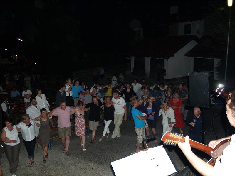 800x600 pixels (68K)