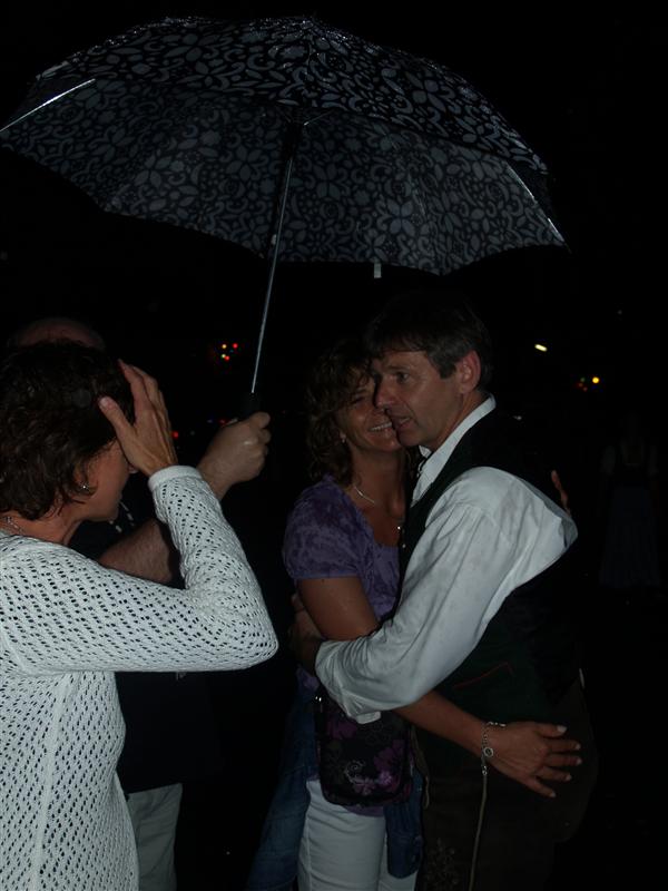 600x800 pixels (61K)