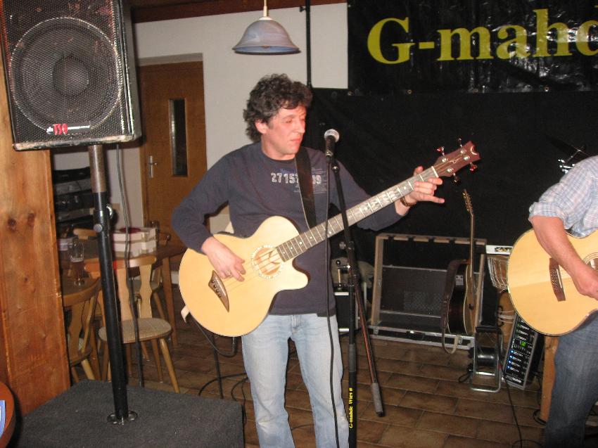 850x637 pixels (83K)