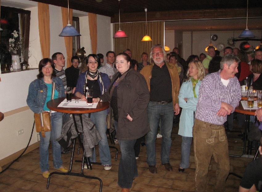 850x625 pixels (85K)