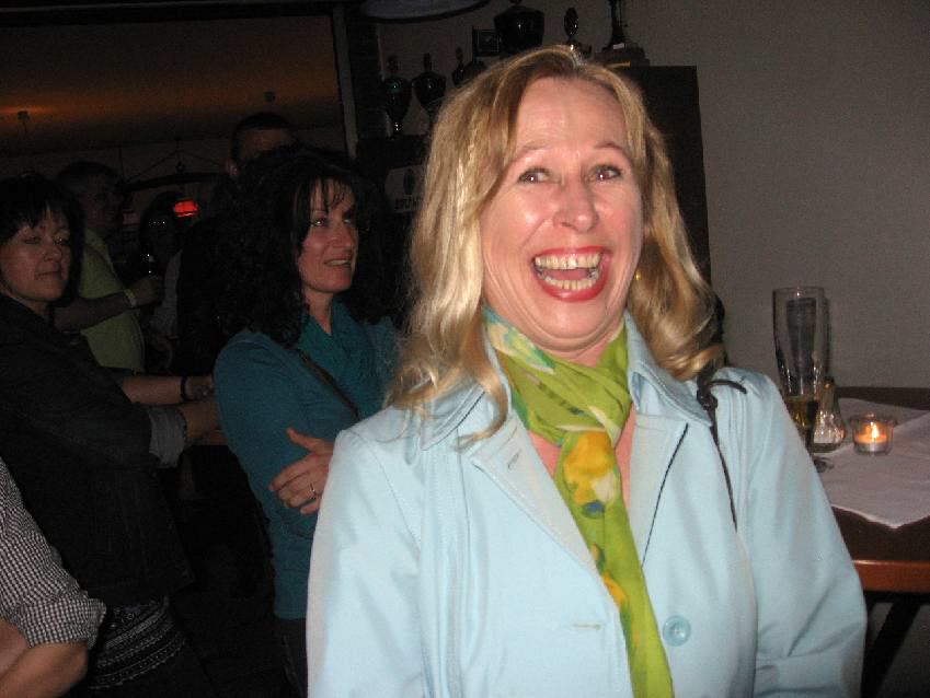 849x638 pixels (138K)