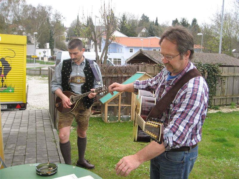 800x600 pixels (108K)