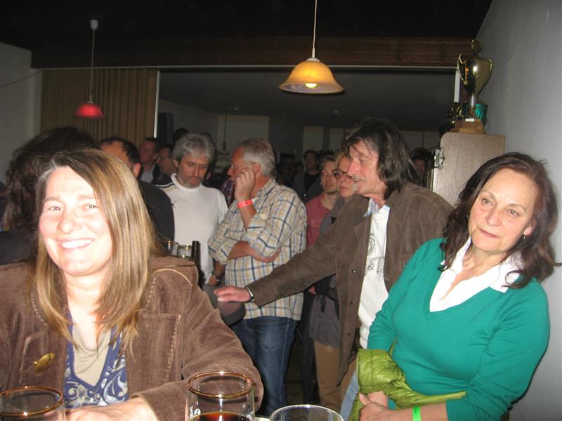 800x600 pixels (70K)