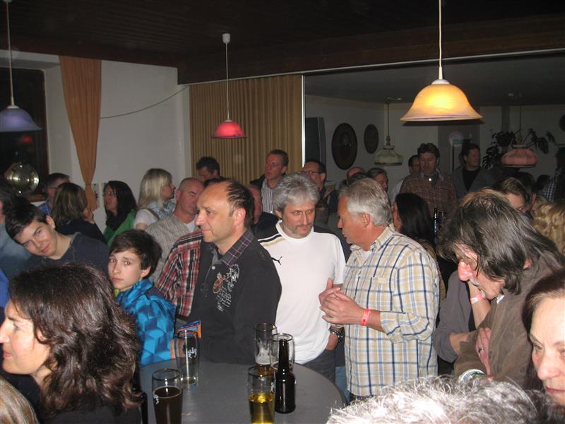 800x600 pixels (77K)