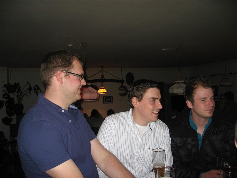 800x600 pixels (50K)