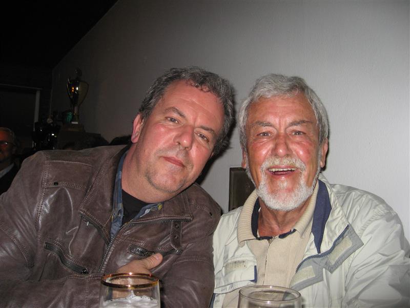 800x600 pixels (62K)