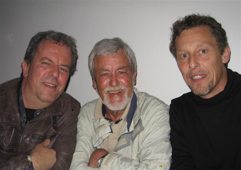 800x564 pixels (46K)