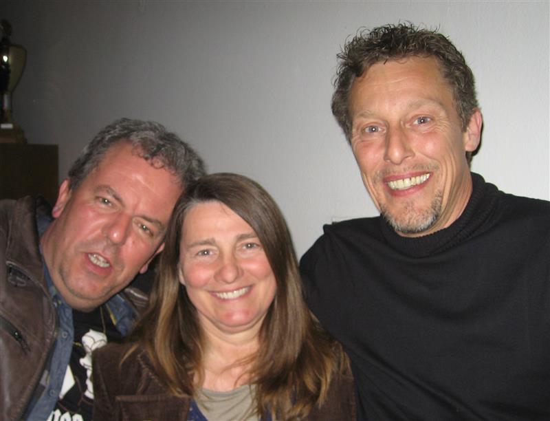 800x612 pixels (45K)