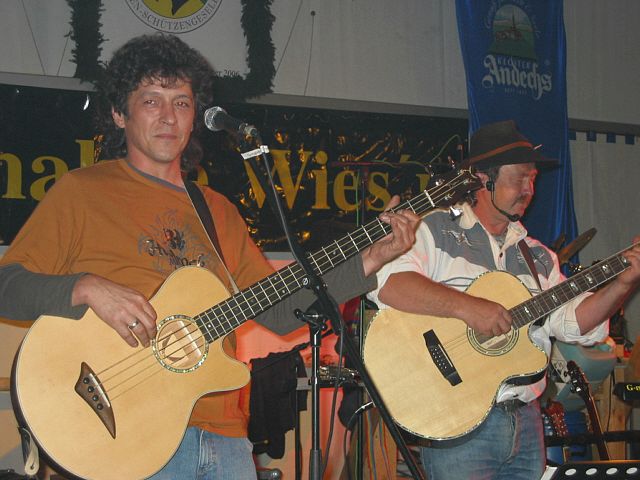 640x480 pixels (208K)