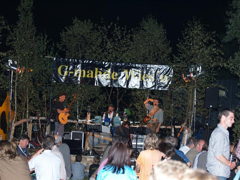 800x600 pixels (112K)