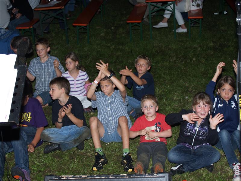 800x600 pixels (98K)