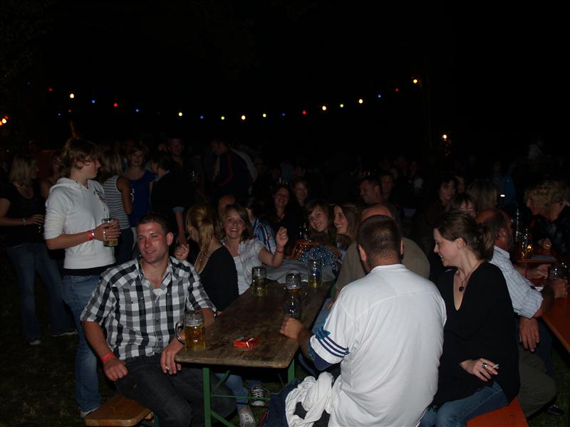 800x600 pixels (61K)