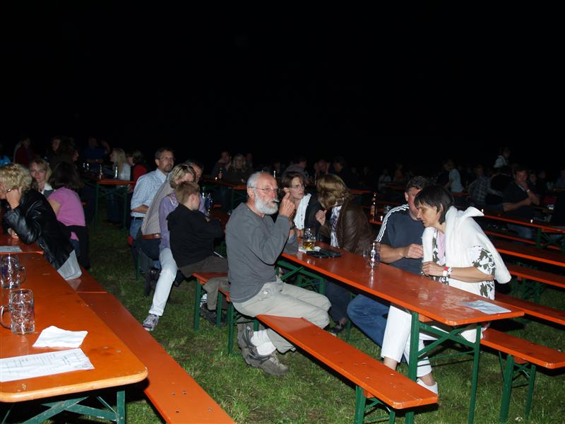 800x600 pixels (76K)