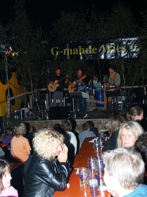 600x800 pixels (92K)