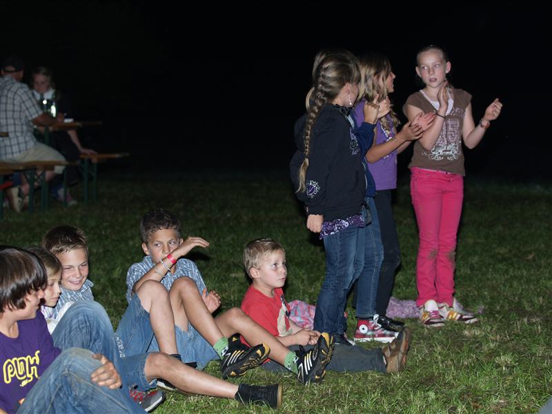 800x600 pixels (81K)