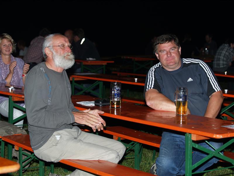 800x600 pixels (75K)