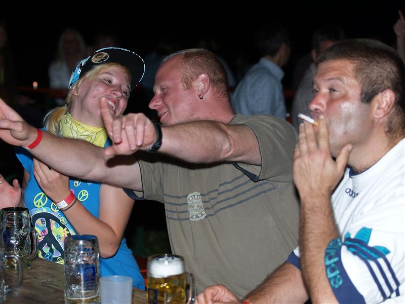 800x600 pixels (74K)