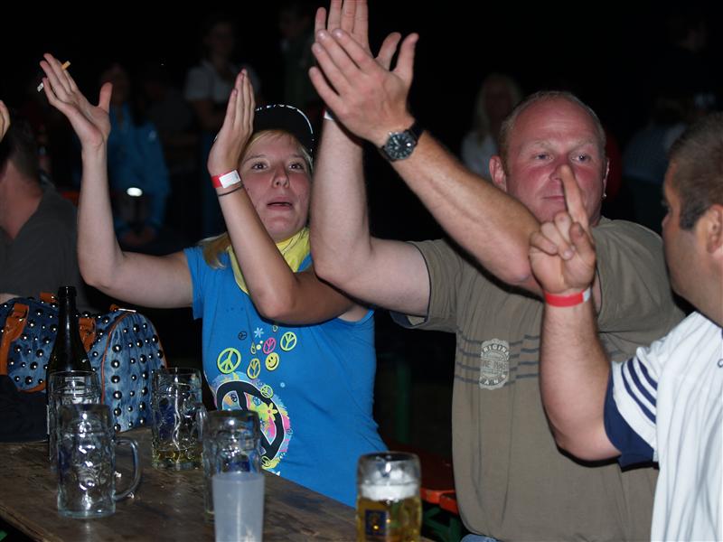 800x600 pixels (72K)