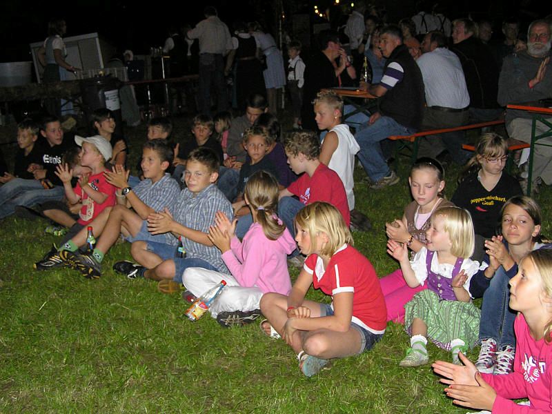 800x600 pixels (107K)