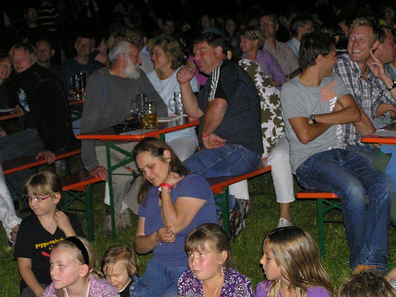 800x600 pixels (95K)