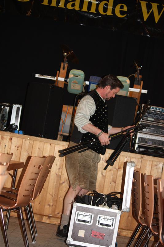 533x800 pixels (78K)