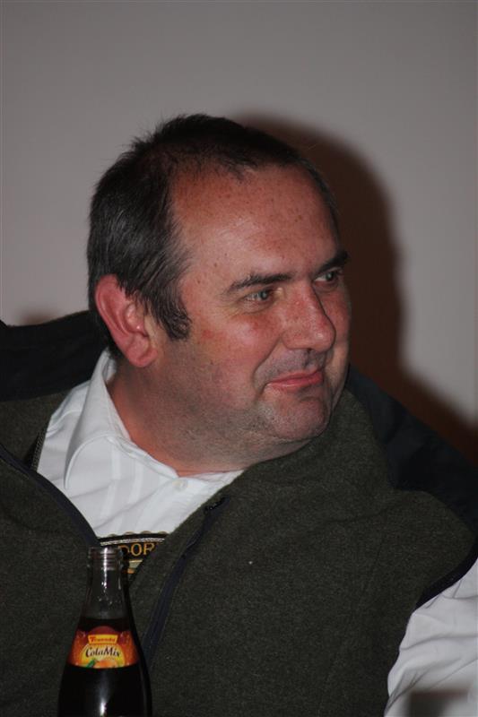 533x800 pixels (50K)